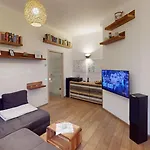 Cozyhome Apartment Am Hasselbachplatz